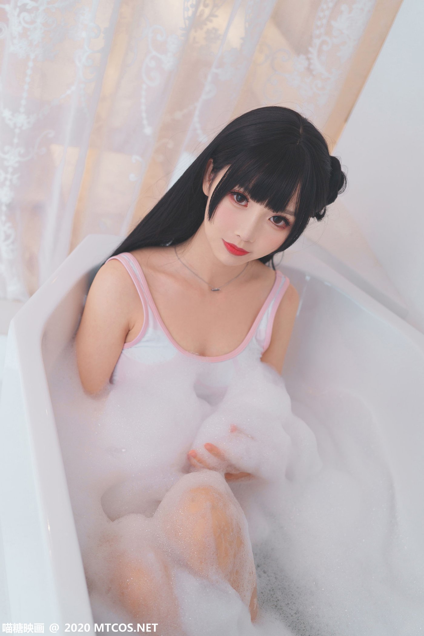 喵糖映画邻家小妹面饼仙儿死库水浴缸泡泡浴私房写真 – 美女 –-瞬颜部落