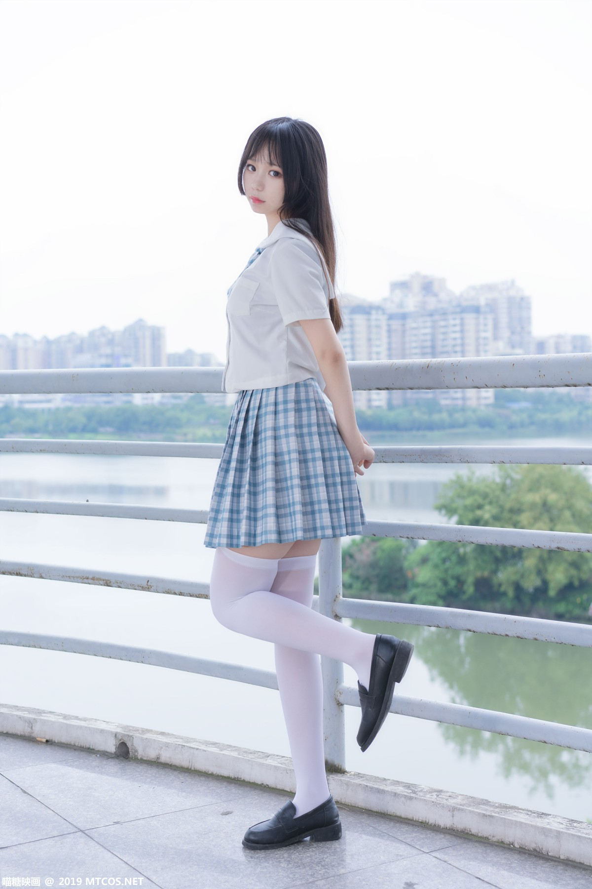 图片[15]-[喵糖映画]VOL.015 半度度度喵 白丝格子裙 – COSPLAY-瞬颜部落