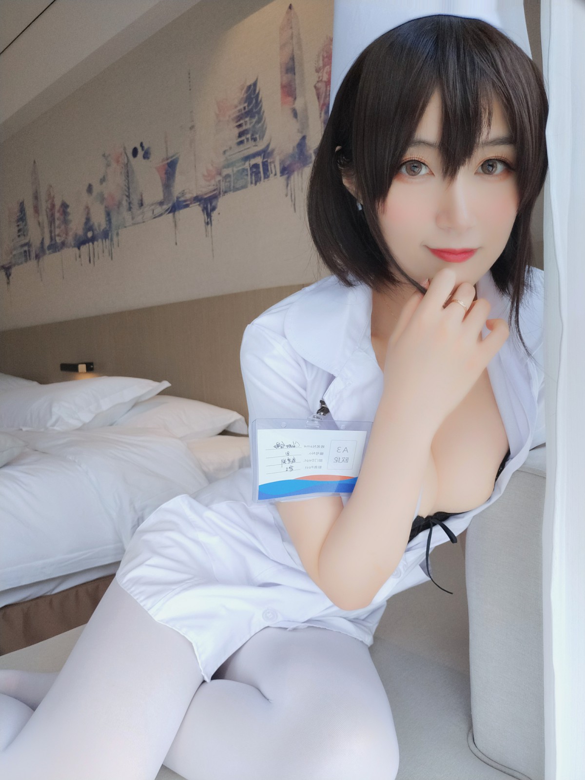图片[8]-Coser小姐姐白银 – 短发小护士 – COSPLAY-瞬颜部落