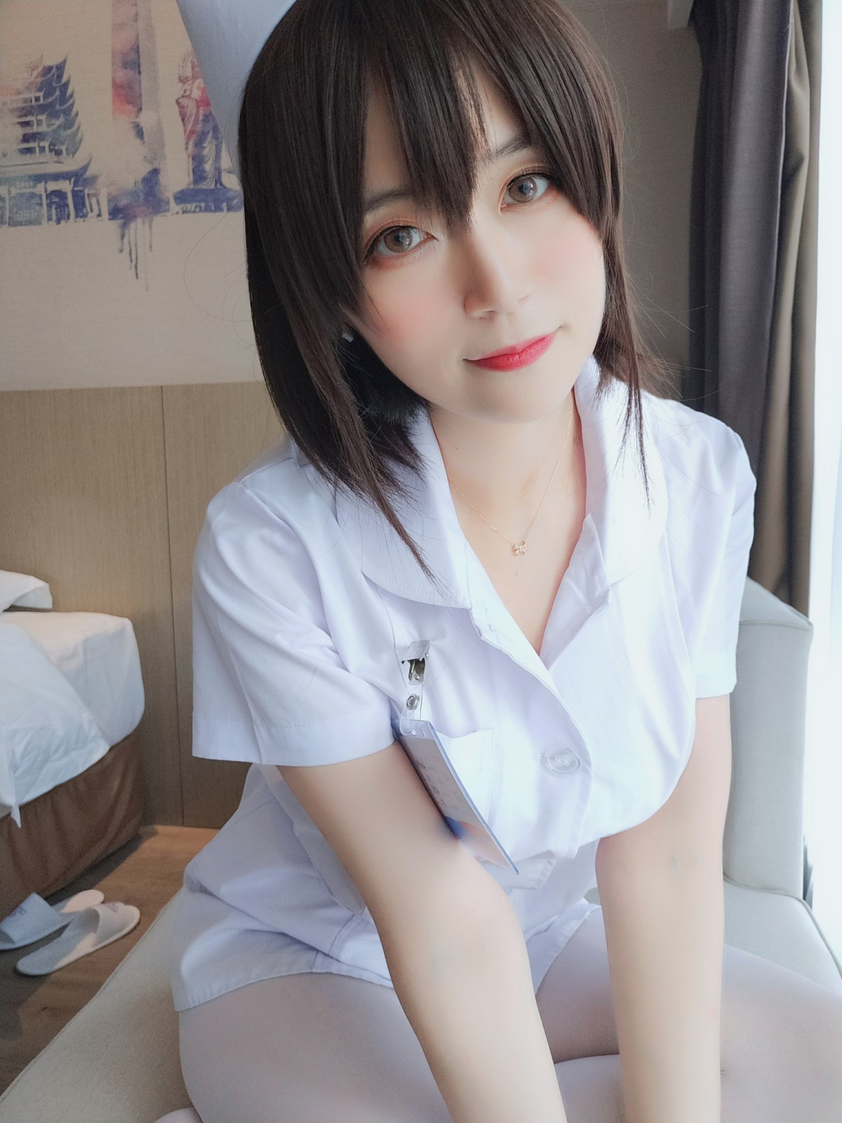 图片[25]-Coser小姐姐白银 – 短发小护士 – COSPLAY-瞬颜部落