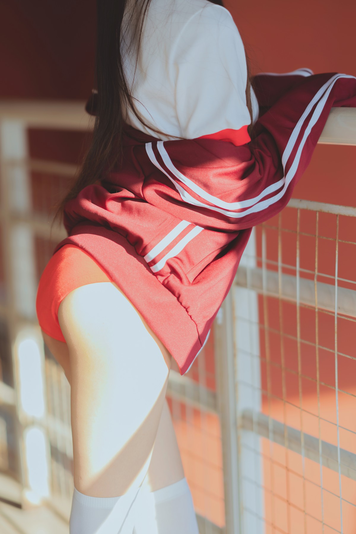 [Cosplay]桜桃喵 – 红色体操服 – COSPLAY-瞬颜部落