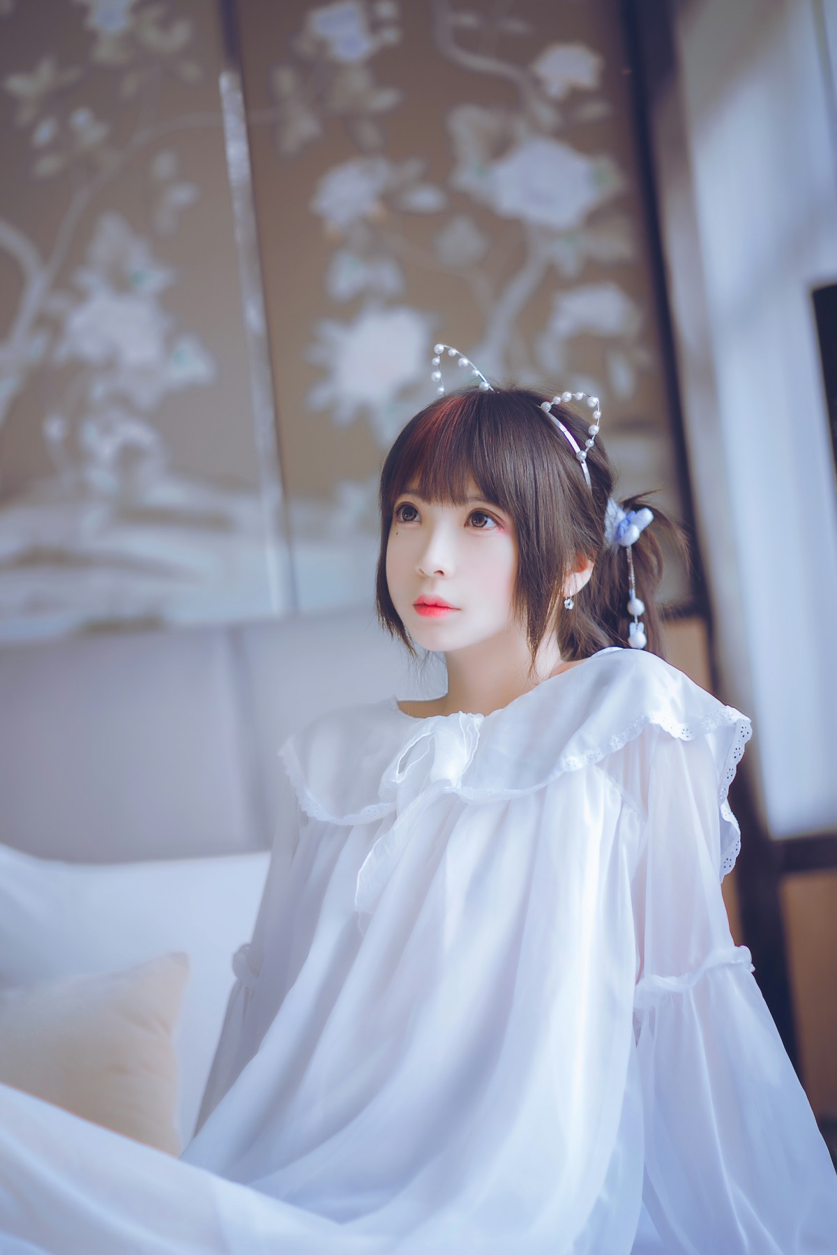 [Cosplay]疯猫ss -白色睡衣 – COSPLAY-瞬颜部落