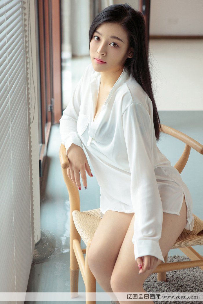 尤果网篮球宝贝凌菲篮球背心蕾丝内衣性感写真-御萝部落-瞬颜部落