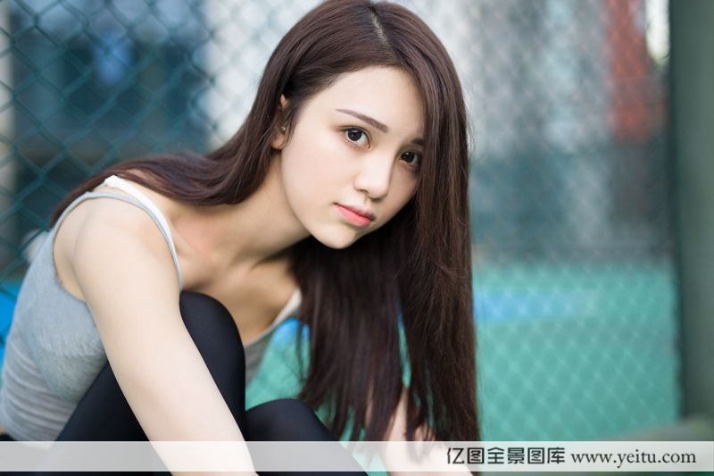 图片[23]-美女模特嘟嘟清秀完美身材网球场性感写真-御萝部落-瞬颜部落