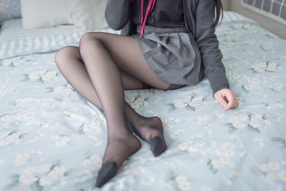 图片[38]-Cos小姐姐雪琪 – JK黑丝 – COSPLAY-瞬颜部落