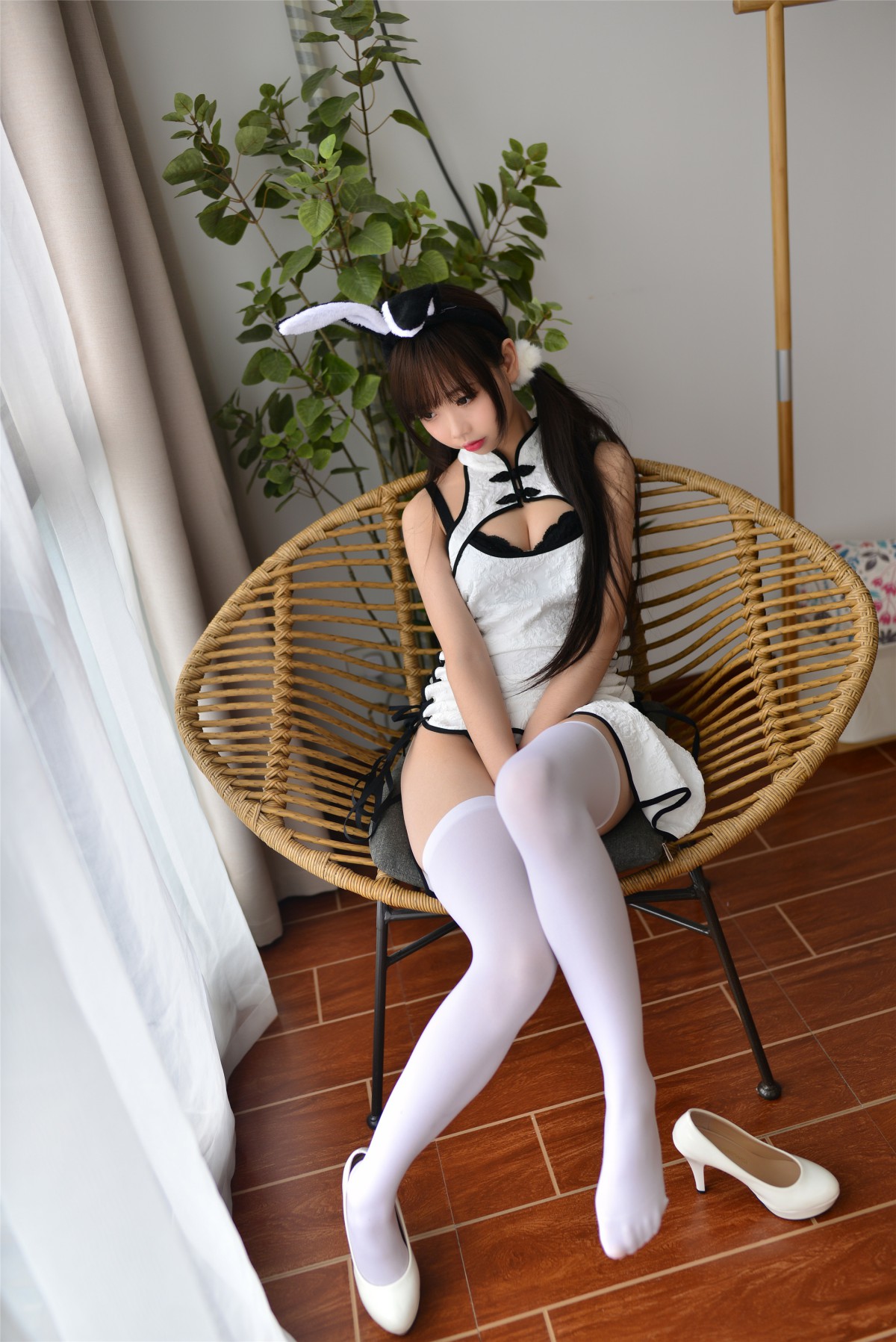 图片[25]-Cos小姐姐雪琪 – 七三旗袍 – COSPLAY-瞬颜部落