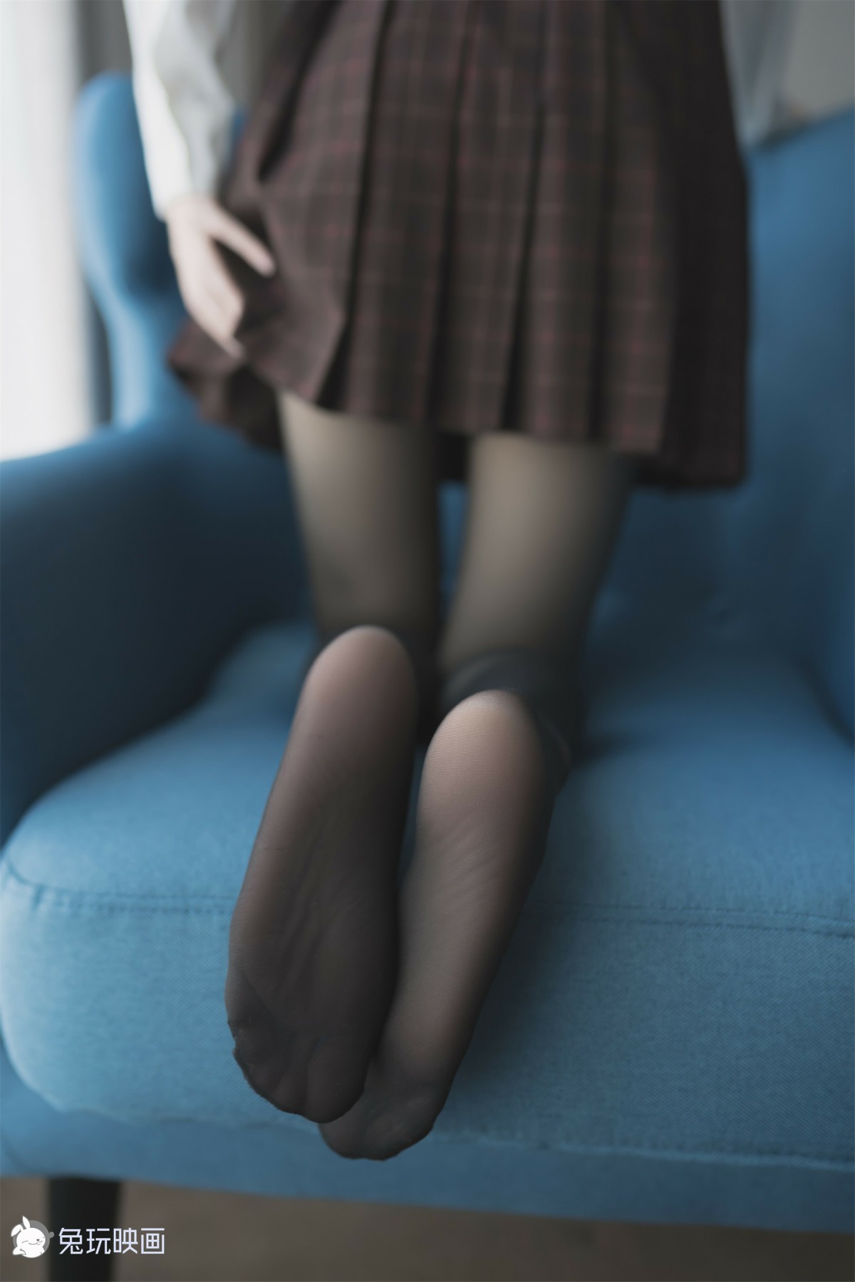 图片[15]-兔玩映画系列 Vol.051 蓝椅子上的黑丝少女_ – COSPLAY-瞬颜部落