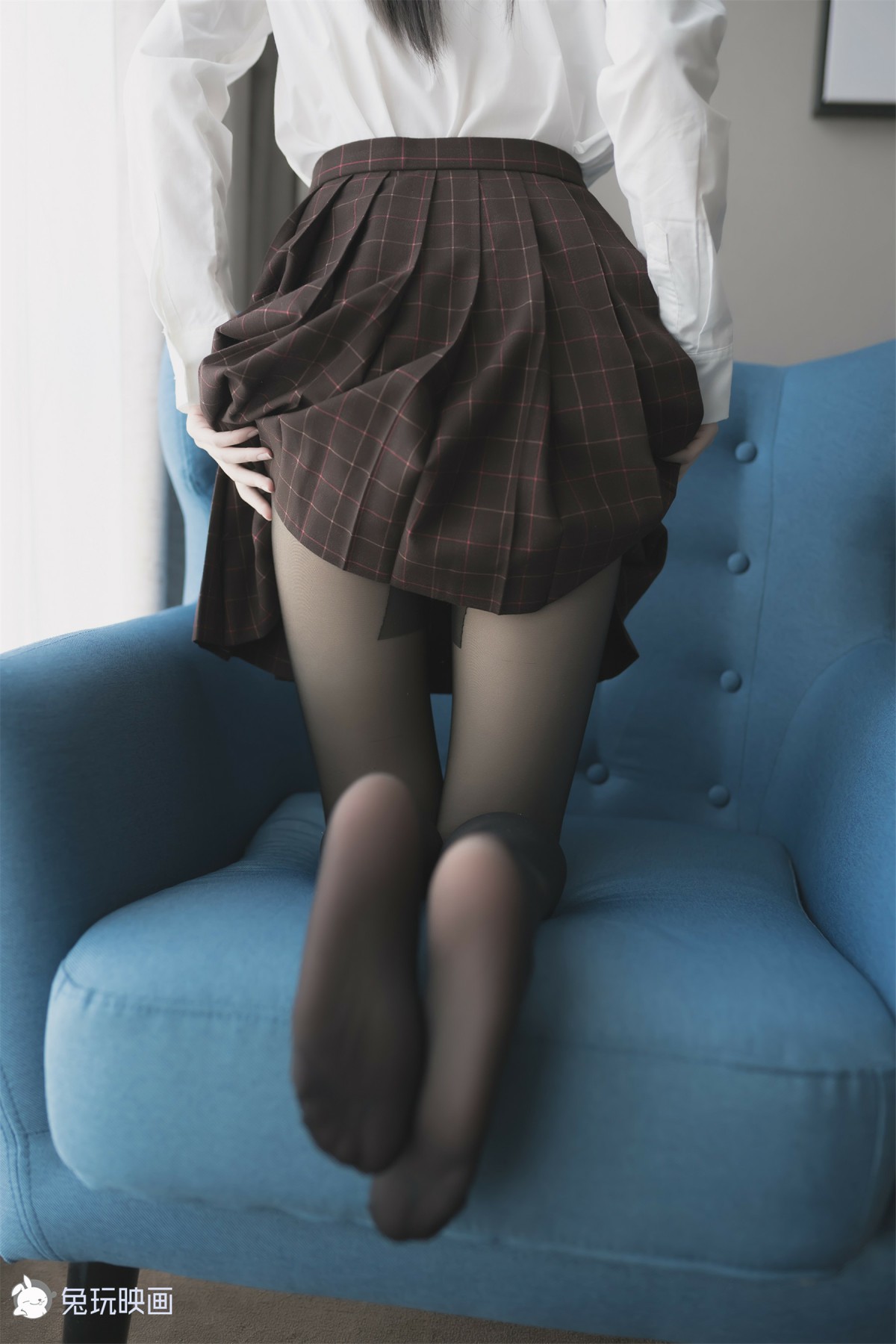 图片[16]-兔玩映画系列 Vol.051 蓝椅子上的黑丝少女_ – COSPLAY-瞬颜部落