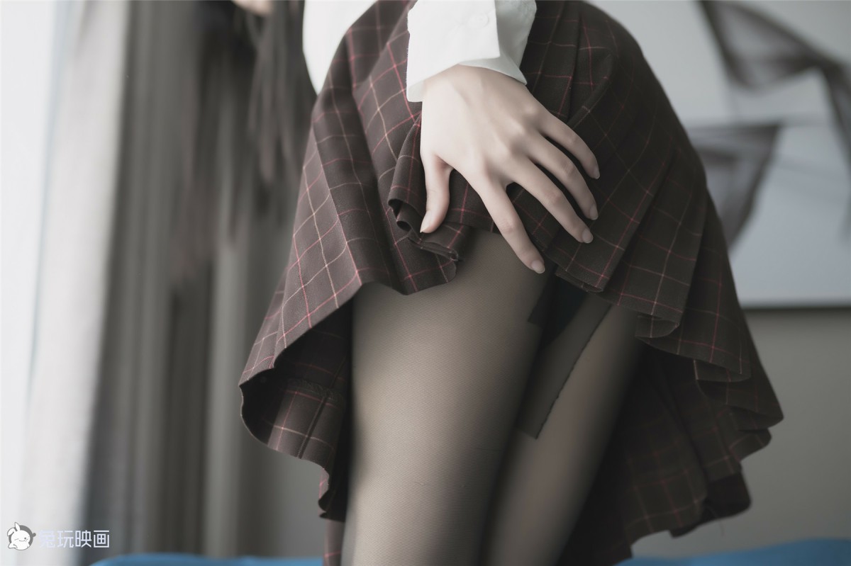 图片[26]-兔玩映画系列 Vol.051 蓝椅子上的黑丝少女_ – COSPLAY-瞬颜部落