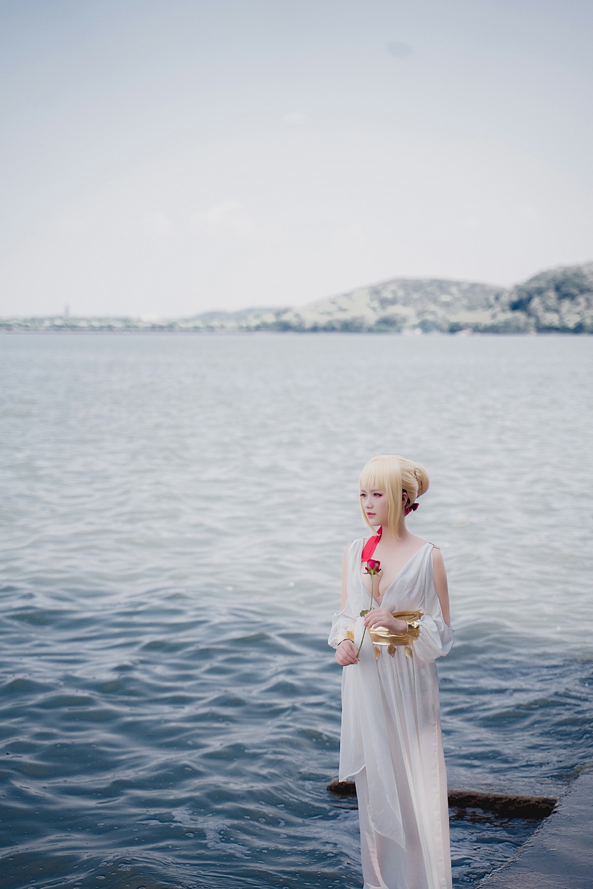 图片[6]-甜美女神 白裙飘逸难以抵挡的诱惑 – COSPLAY-瞬颜部落