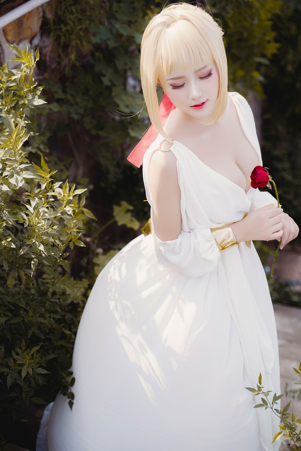 图片[13]-甜美女神 白裙飘逸难以抵挡的诱惑 – COSPLAY-瞬颜部落