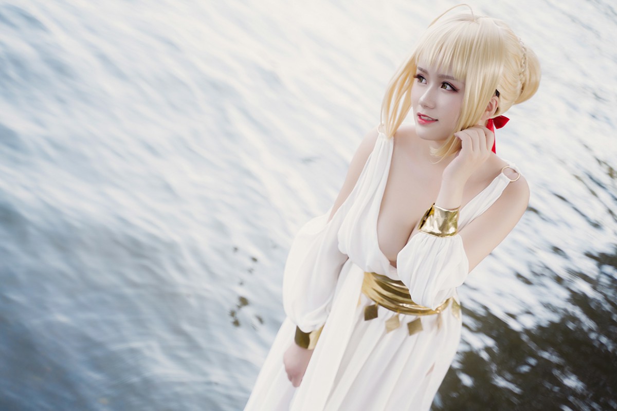 图片[25]-甜美女神 白裙飘逸难以抵挡的诱惑 – COSPLAY-瞬颜部落
