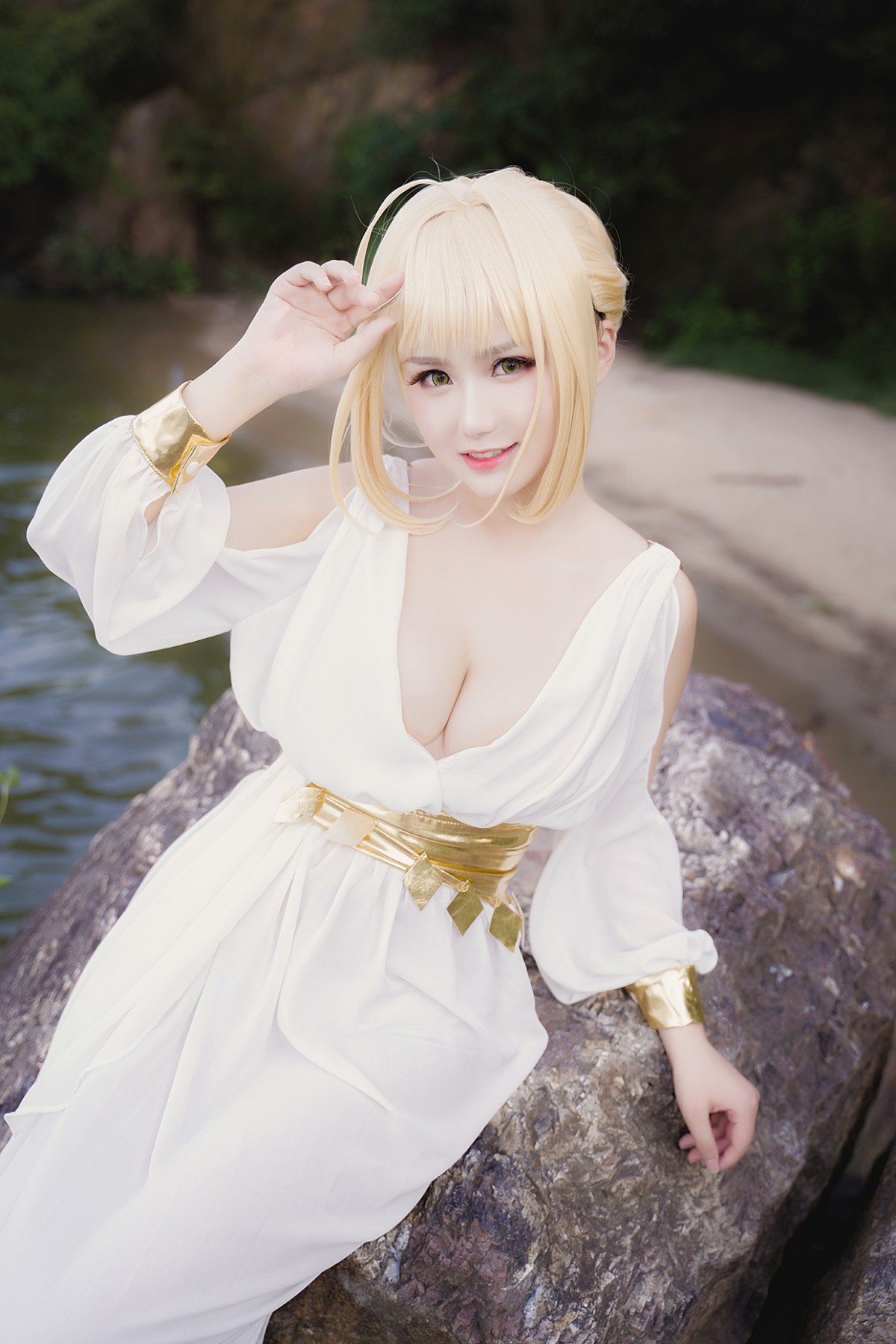 图片[35]-甜美女神 白裙飘逸难以抵挡的诱惑 – COSPLAY-瞬颜部落