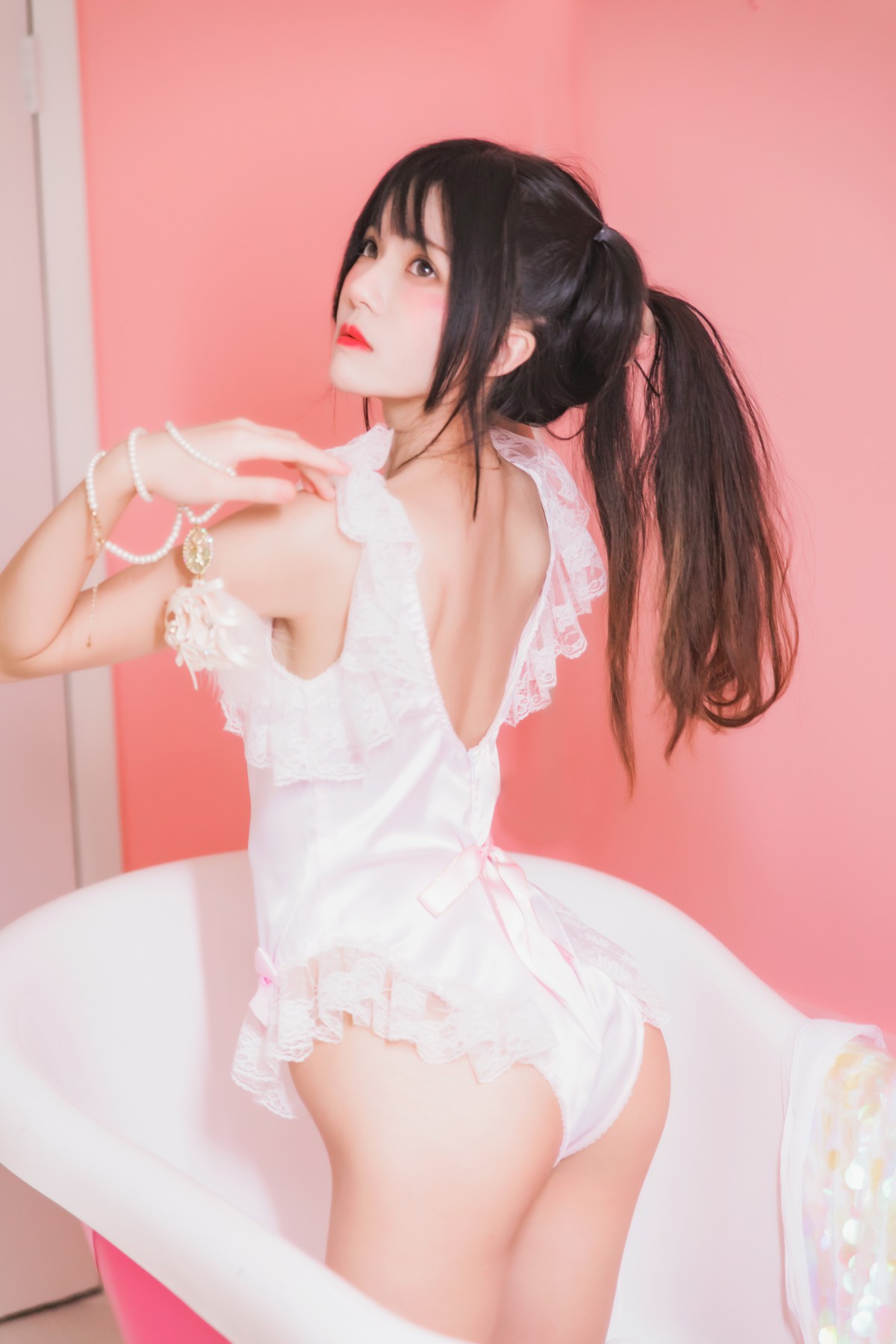 图片[19]-萝莉风COS 桜桃喵 –粉色浴缸 – COSPLAY-瞬颜部落