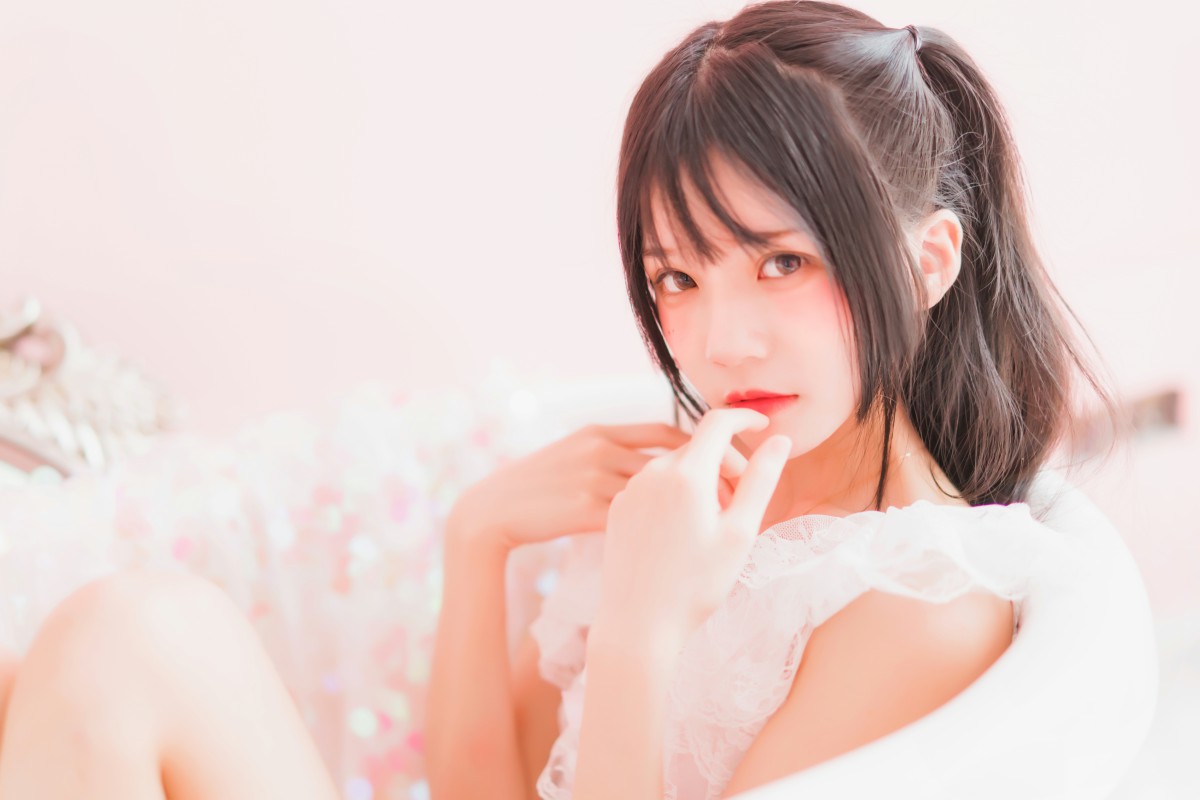 图片[35]-萝莉风COS 桜桃喵 –粉色浴缸 – COSPLAY-瞬颜部落