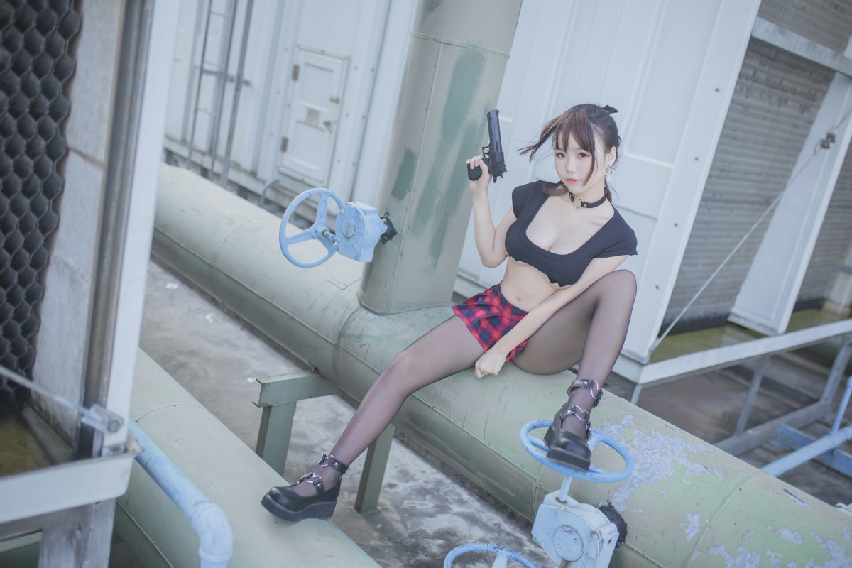 图片[14]-性感人气COSER Yoko宅夏Cos – 红色格子 – COSPLAY-瞬颜部落
