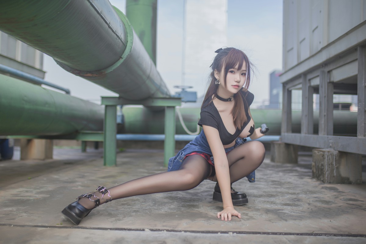 图片[24]-性感人气COSER Yoko宅夏Cos – 红色格子 – COSPLAY-瞬颜部落