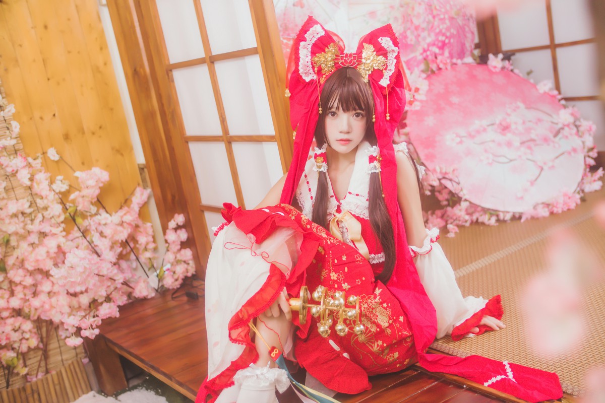 图片[24]-萝莉风COS 桜桃喵 – 灵梦 新年快乐 – COSPLAY-瞬颜部落