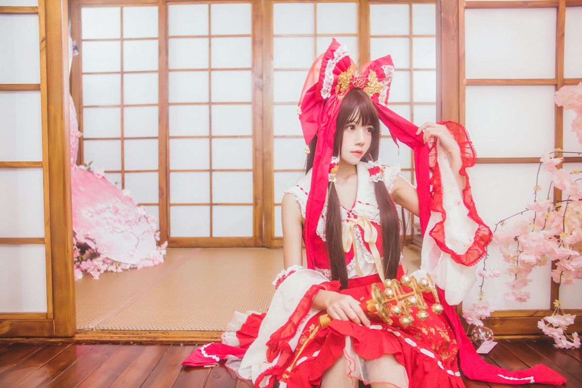 图片[27]-萝莉风COS 桜桃喵 – 灵梦 新年快乐 – COSPLAY-瞬颜部落