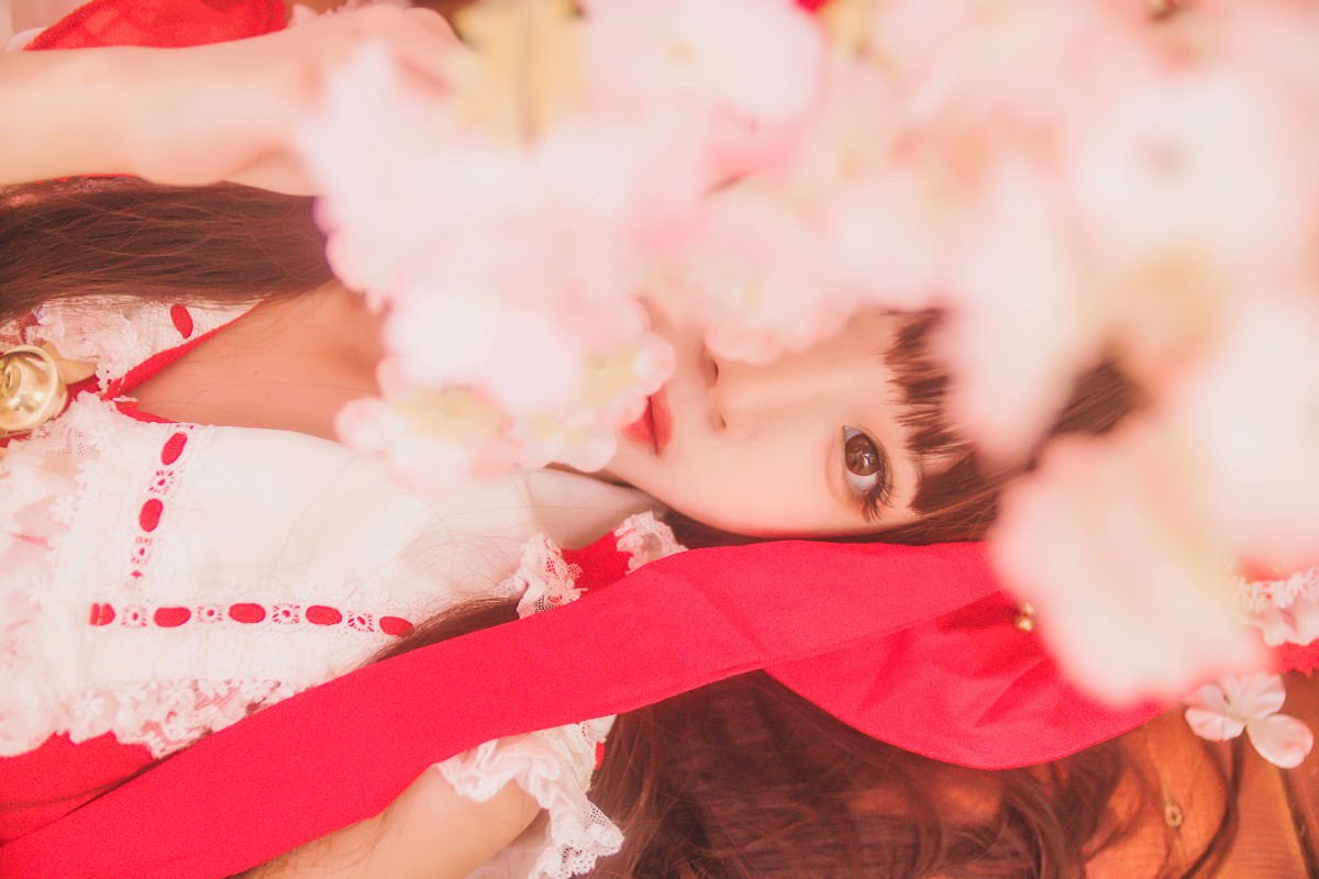 图片[40]-萝莉风COS 桜桃喵 – 灵梦 新年快乐 – COSPLAY-瞬颜部落
