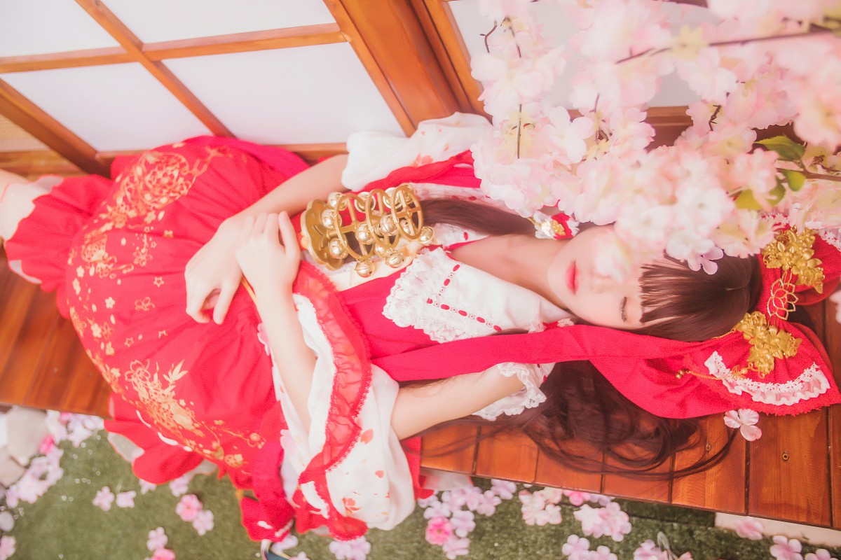 图片[42]-萝莉风COS 桜桃喵 – 灵梦 新年快乐 – COSPLAY-瞬颜部落