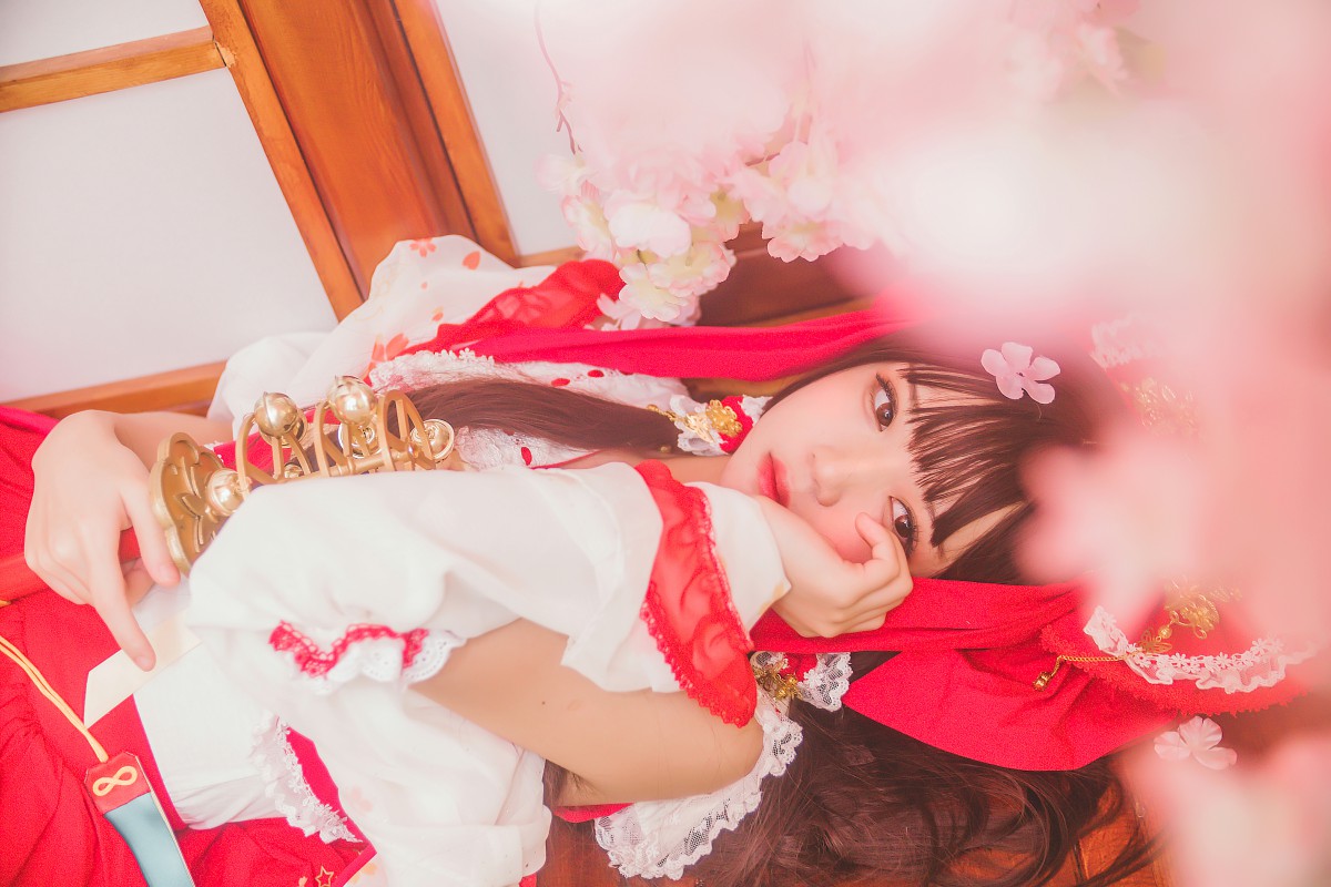 图片[44]-萝莉风COS 桜桃喵 – 灵梦 新年快乐 – COSPLAY-瞬颜部落