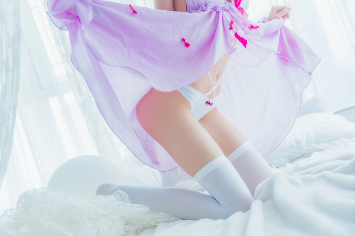 图片[15]-萝莉风COS 桜桃喵 – 加藤惠系列之小睡裙 – COSPLAY-瞬颜部落