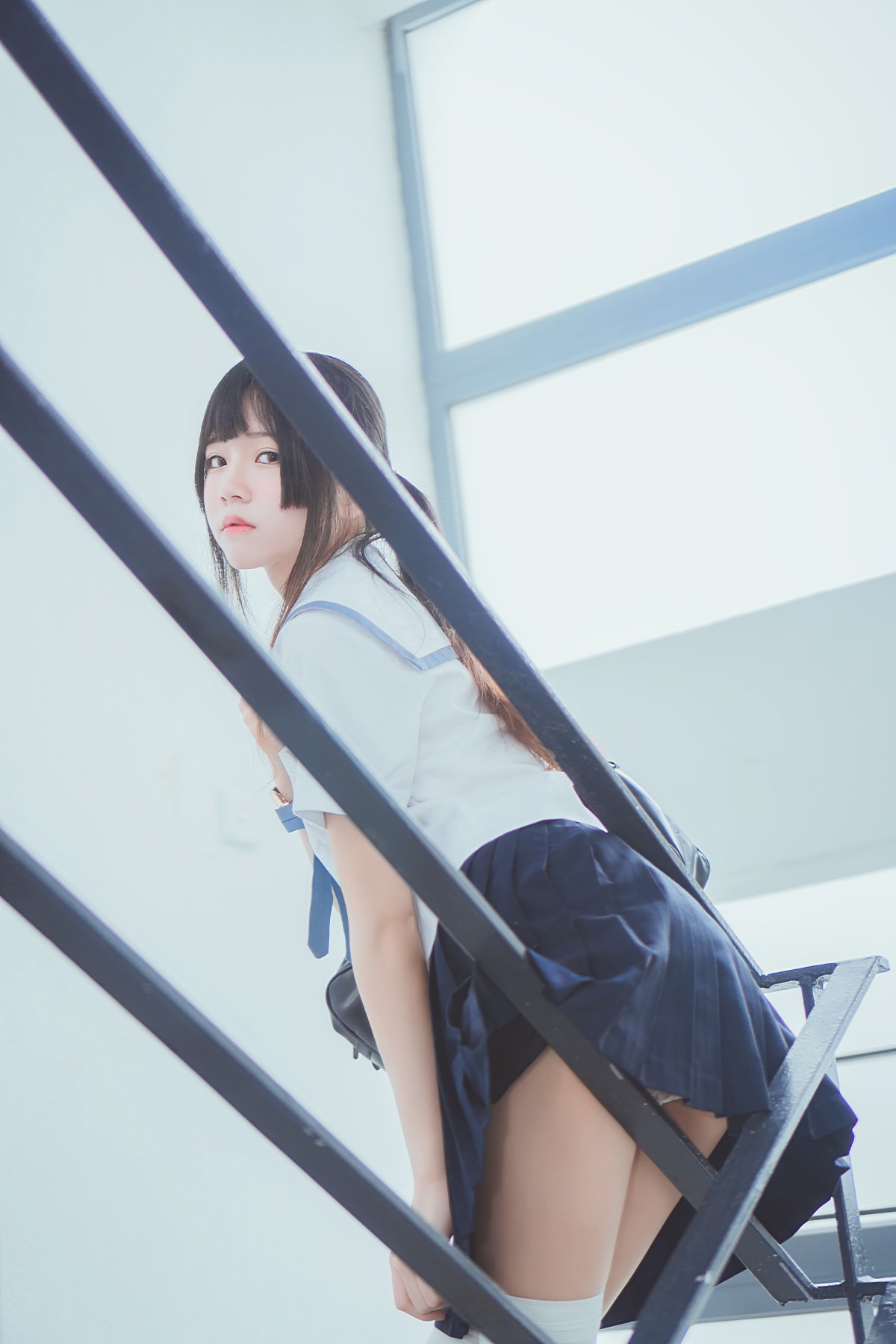 图片[5]-萝莉风COS 桜桃喵 – 蓝白水手服 – COSPLAY-瞬颜部落