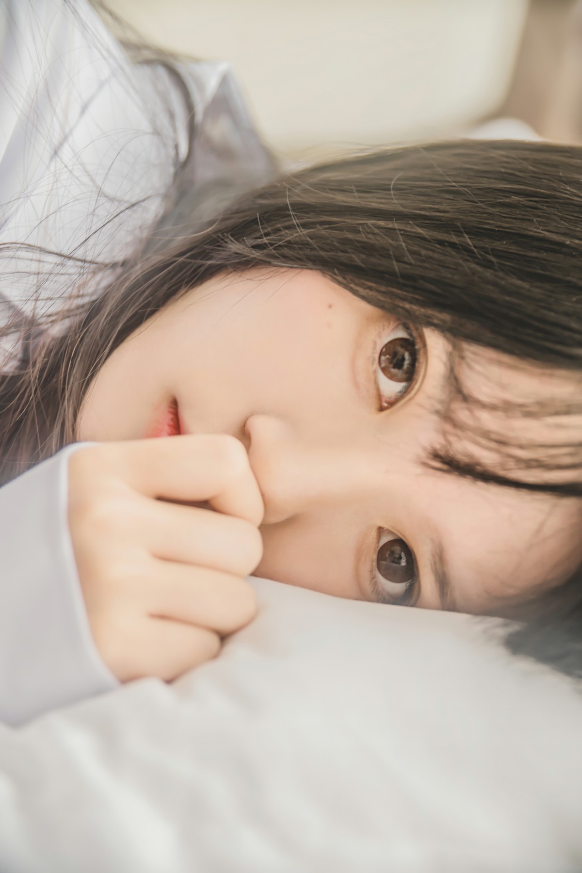 图片[15]-萝莉风COS 桜桃喵 – 白衬衫散发 – COSPLAY-瞬颜部落