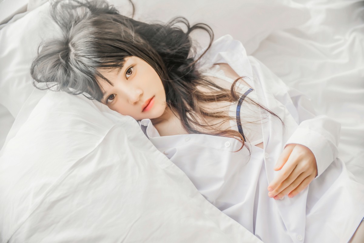 图片[26]-萝莉风COS 桜桃喵 – 白衬衫散发 – COSPLAY-瞬颜部落