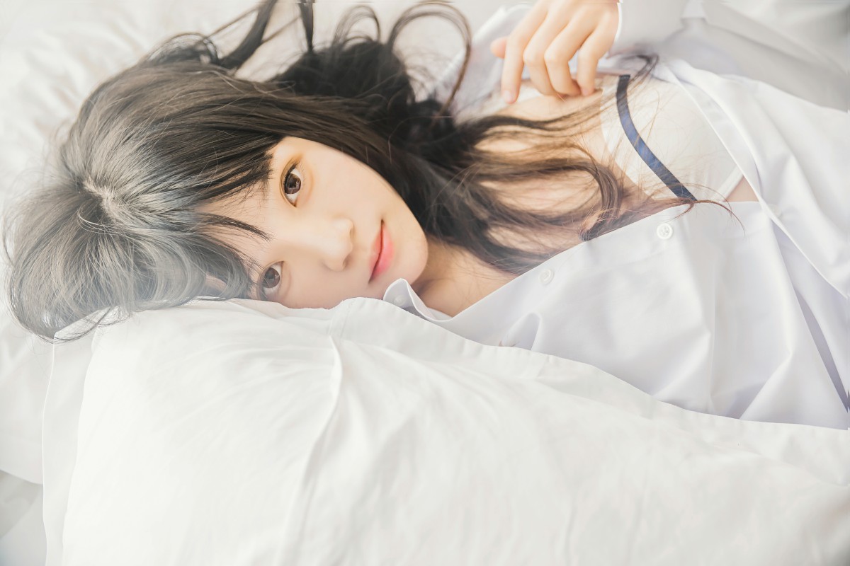 图片[27]-萝莉风COS 桜桃喵 – 白衬衫散发 – COSPLAY-瞬颜部落