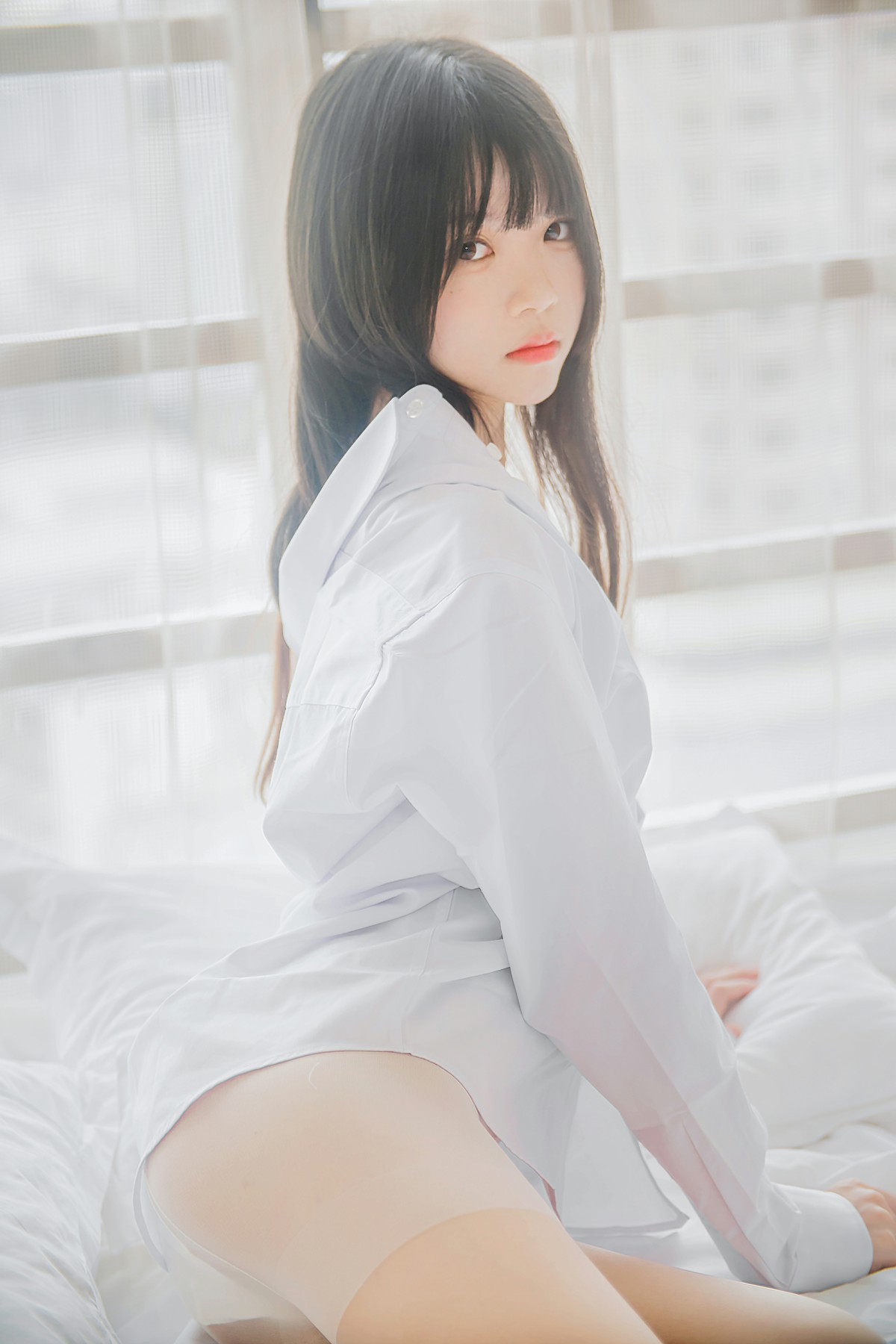 图片[39]-萝莉风COS 桜桃喵 – 白衬衫散发 – COSPLAY-瞬颜部落