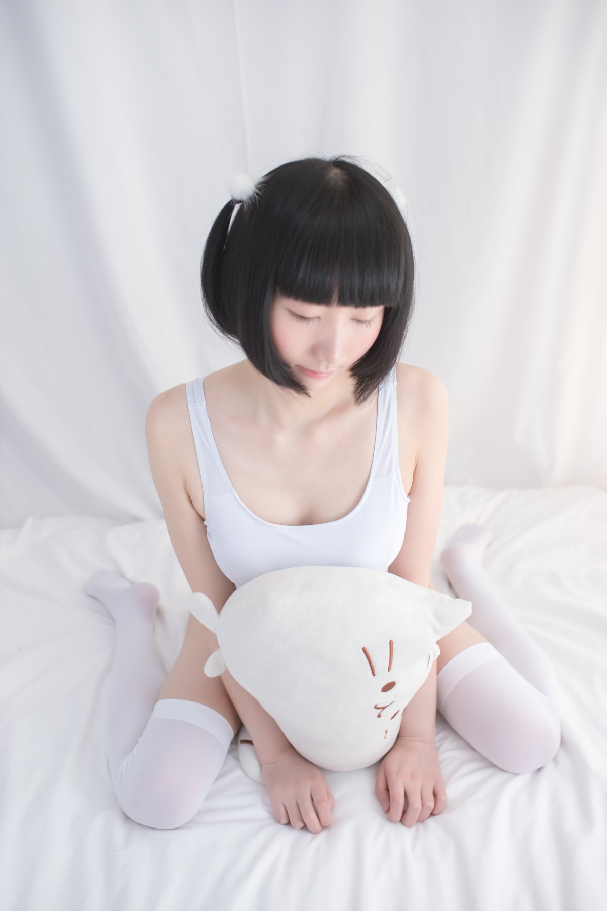 图片[12]-[轻兰映画写真]SPL.001 白色纯情丝袜秀 – COSPLAY-瞬颜部落