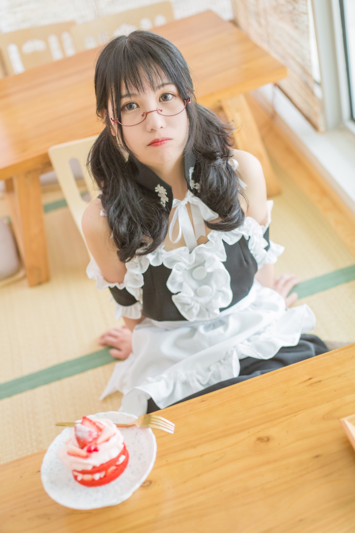 图片[28]-COS美女 逐月SU写真 – 女仆 – COSPLAY-瞬颜部落