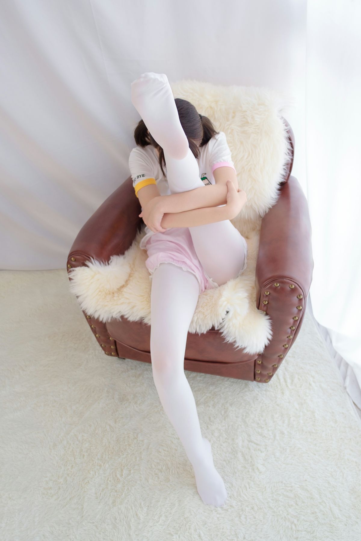 图片[32]-[森萝财团]R15-015白丝萝莉玩桶装水 – COSPLAY-瞬颜部落