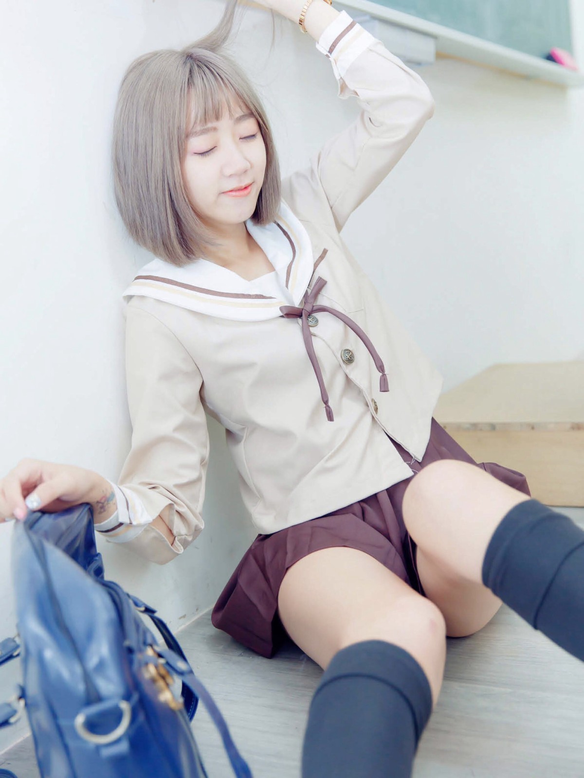 图片[38]-[JUICY]多汁女孩阮靖貽 水手服挑逗可爱单纯学生 – COSPLAY-瞬颜部落