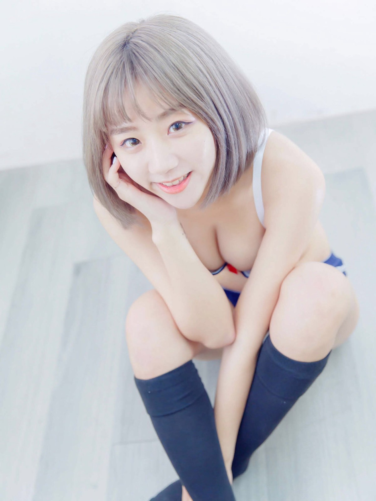 图片[101]-[JUICY]多汁女孩阮靖貽 水手服挑逗可爱单纯学生 – COSPLAY-瞬颜部落