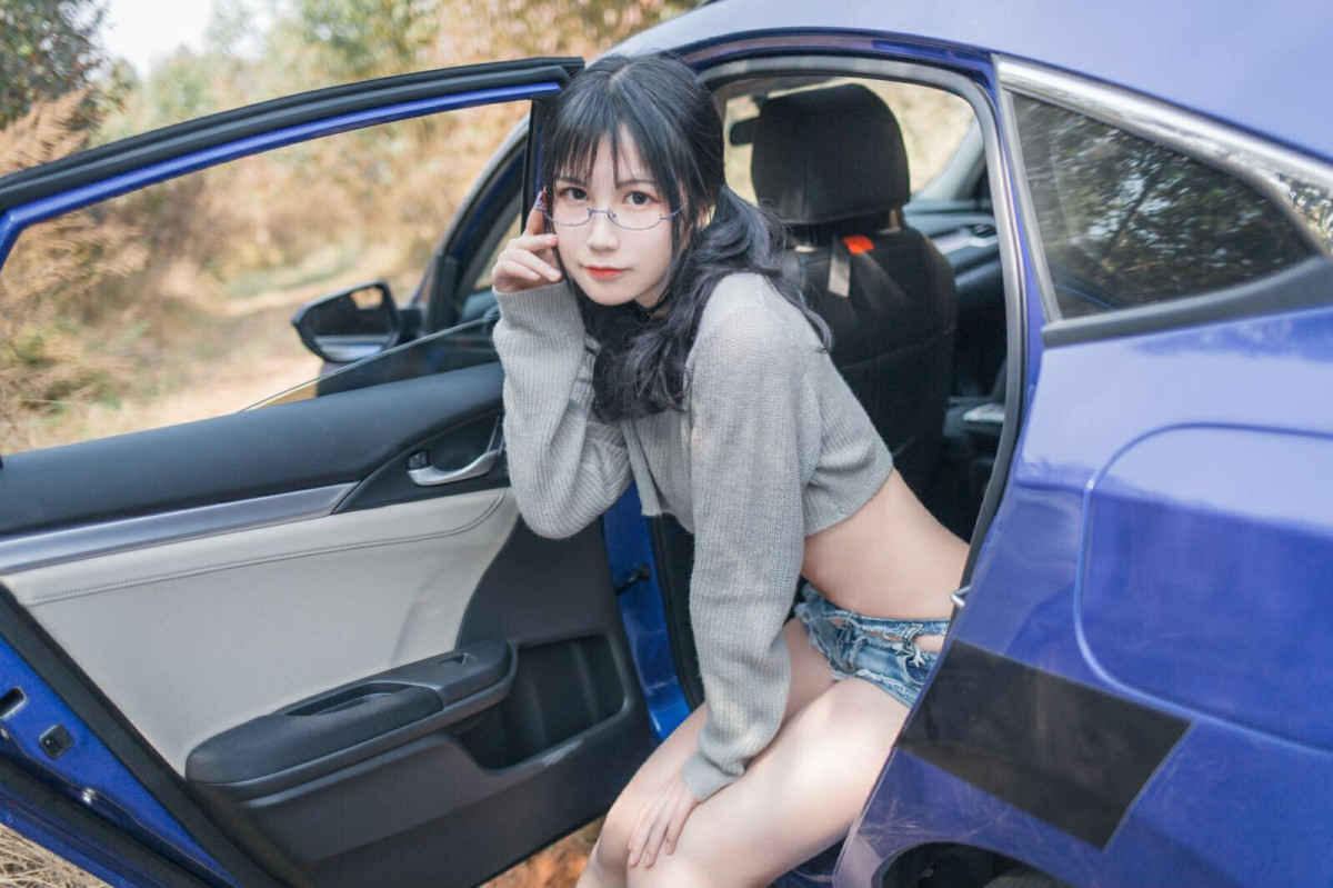 COSER美女逐月su – 车内篇 – COSPLAY-瞬颜部落